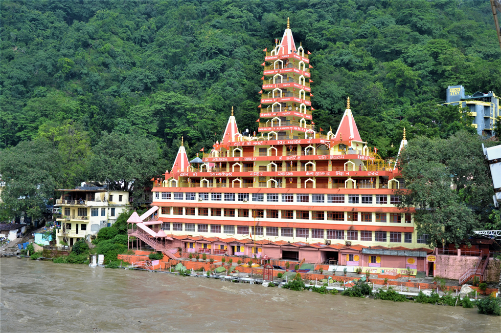 Rishikesh: world capital of yoga-Marsontheroad.com