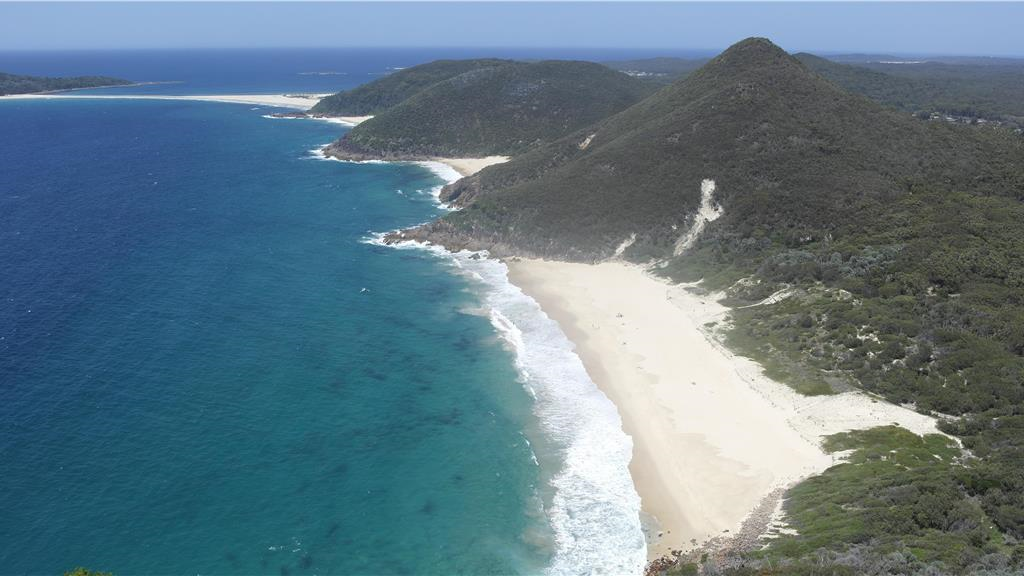 Newcastle & Port Stephens: perfect mix of city and golden beaches-Marsontheroad.com