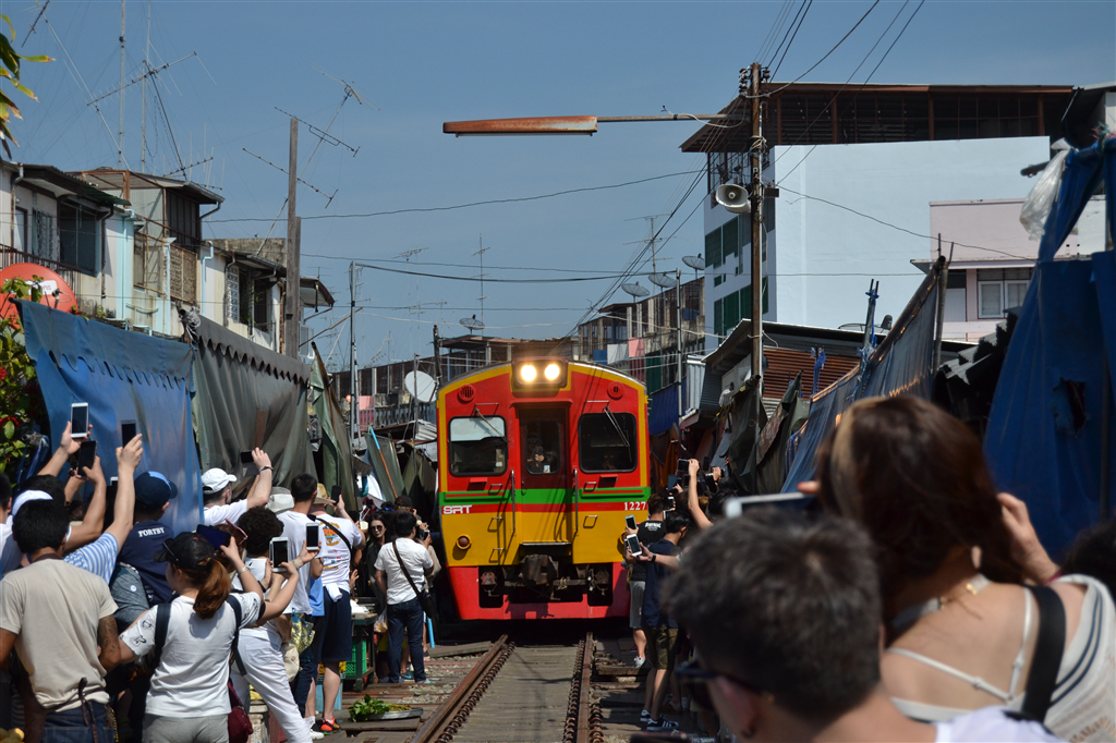 Bangkok and the charm of its markets-Marsontheroad.com